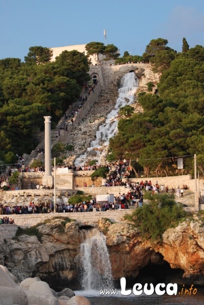 Cascata monumentale di Santa Maria di Leuca aperta il 23 Maggio 2010 ore 19:00