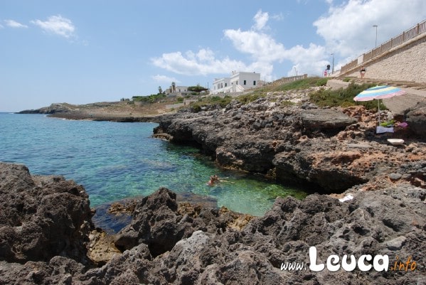 Marina di Leuca Mare Incontaminato, all'ingresso di Santa Maria di Leuca. Un Tuffo di piacere...