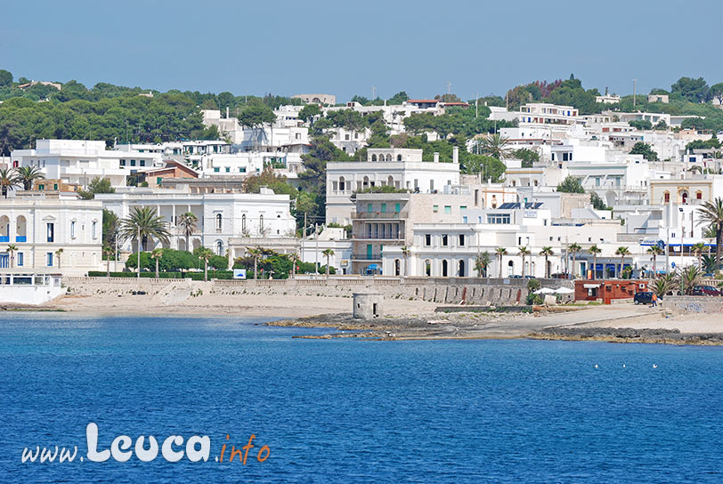 Bagnarola nei pressi del Lido Azzurro a Leuca