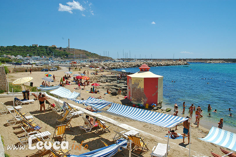 spiaggia sabbiosa nei pressi della bagnarola a Leuca