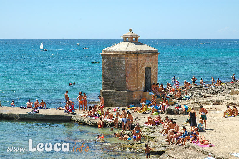 Le bagnarole di Leuca sulla spiaggia