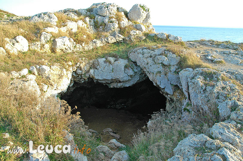 Grotta del Diavolo a Leuca, ingresso da terra